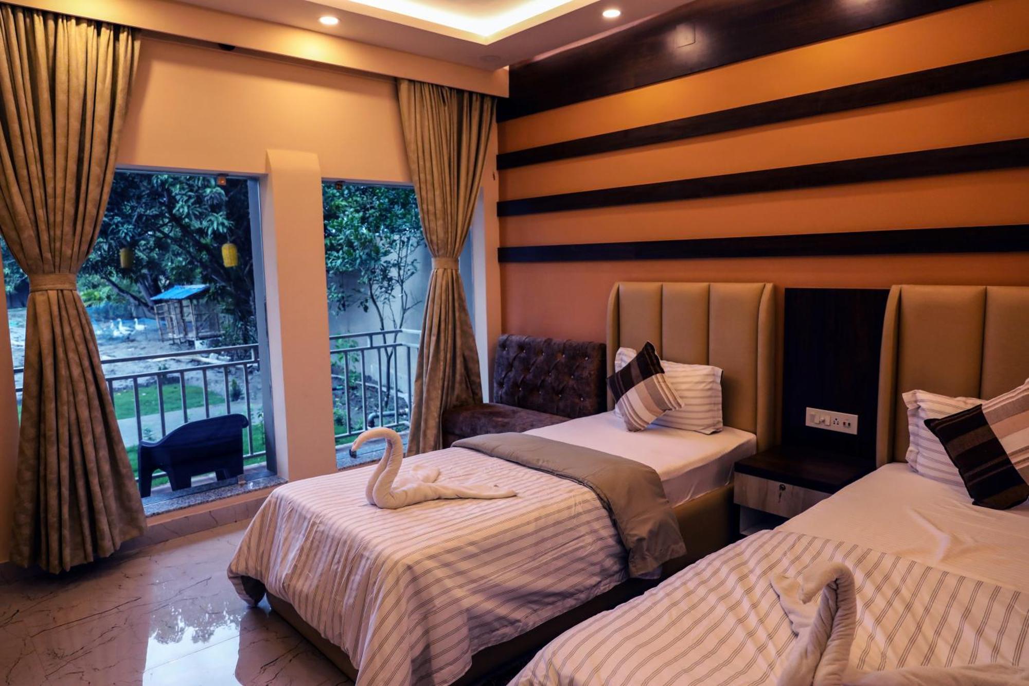 Banabithi Resort Bhangar Exterior photo